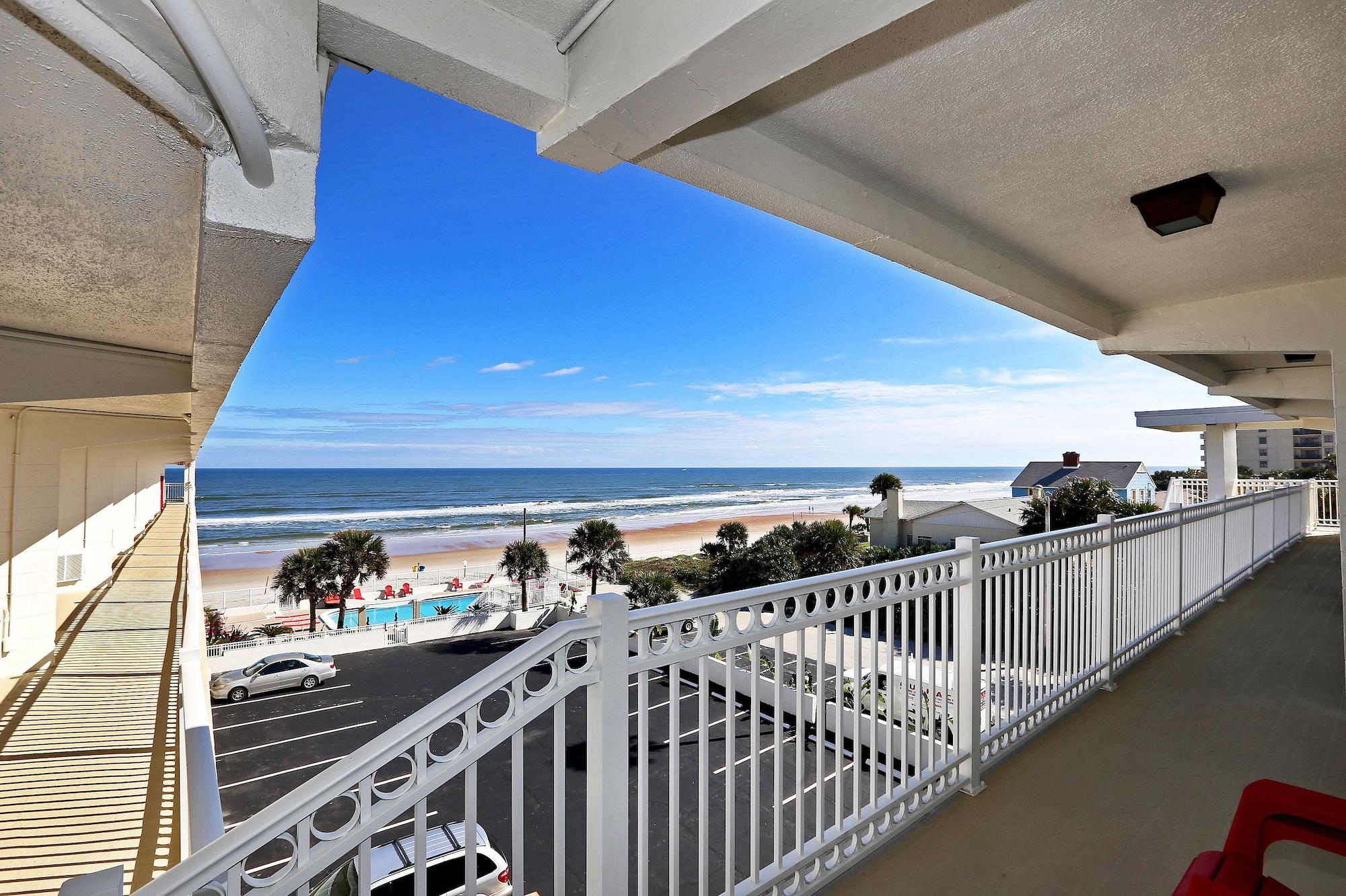 Chateau Mar Beach Resort Ormond Beach Exterior photo