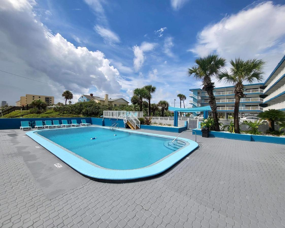 Chateau Mar Beach Resort Ormond Beach Exterior photo